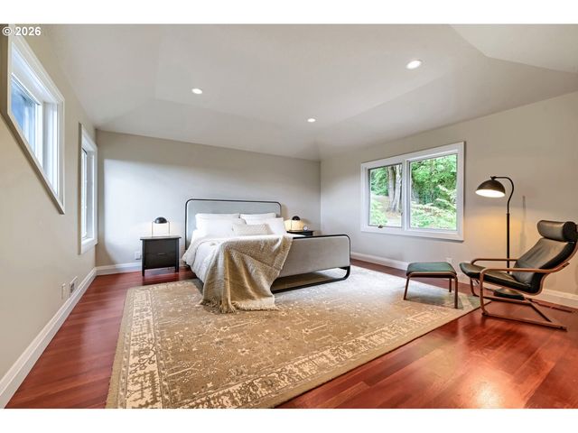 2677 Sw 64TH Pl, Portland, OR 97225