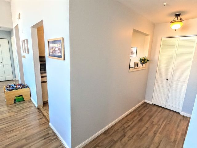 90 Sea St 204, Weymouth, MA 02191