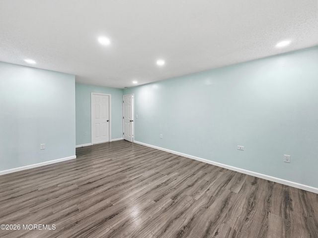 809 Daffodil Drive, Jackson, NJ 08527