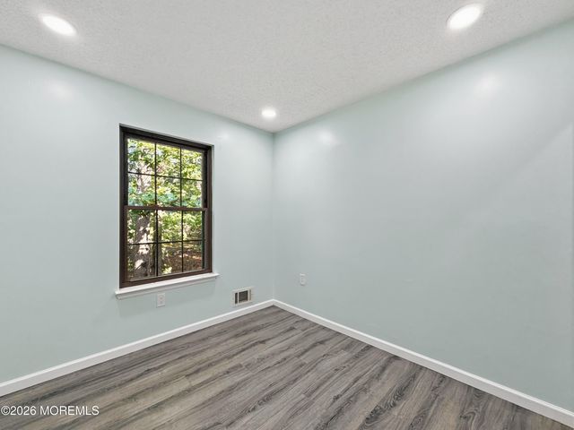 809 Daffodil Drive, Jackson, NJ 08527