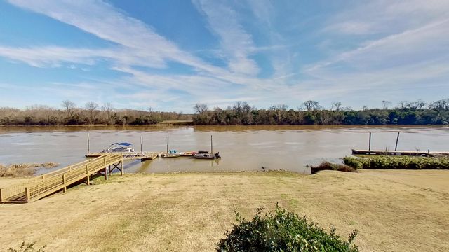 690 Riverfront Drive, Augusta, GA 30901