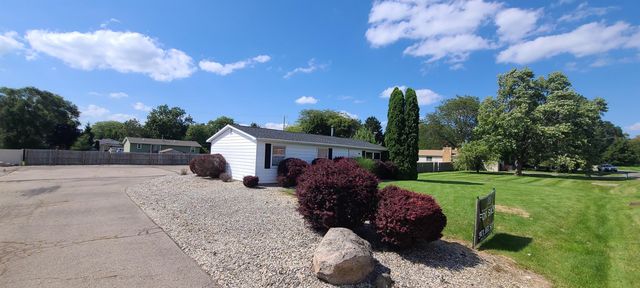 255 N Hintz Street, Owosso, MI 48867