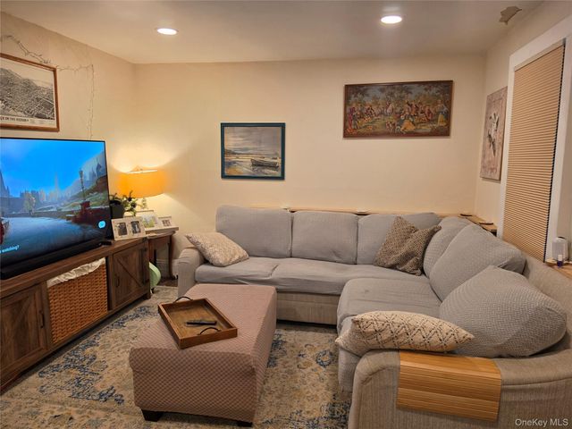 33 E Catherine Street, Nyack, NY 10960