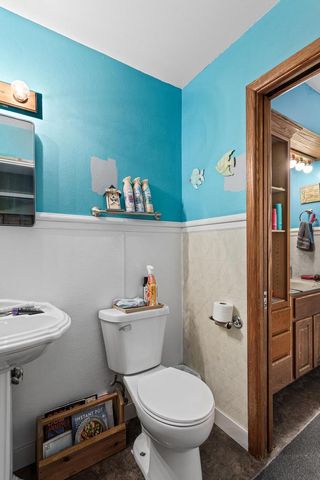 11217 W Mallory AVENUE, Hales Corners, WI 53130