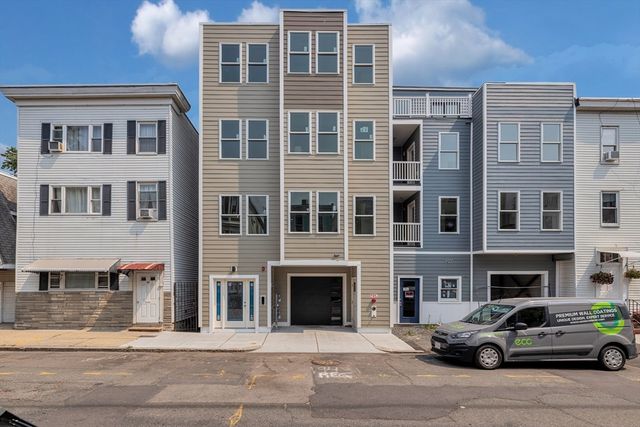 199 Havre St 1, Boston, MA 02128