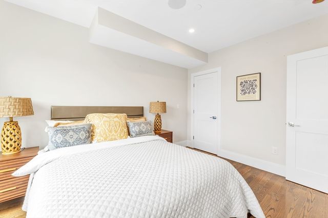 199 Havre St 1, Boston, MA 02128
