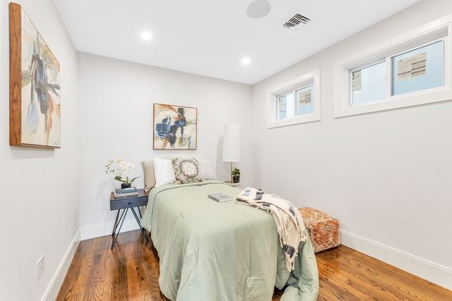 199 Havre St 1, Boston, MA 02128