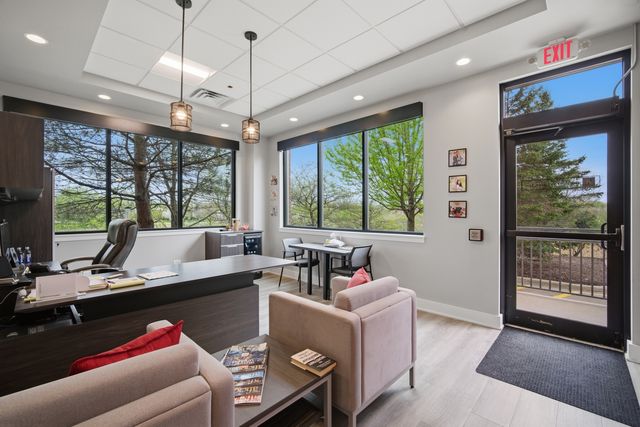 795 Ela Road 110, Lake Zurich, IL 60047