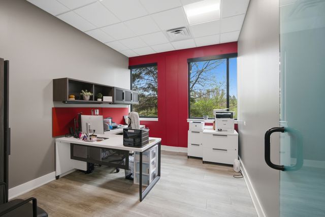 795 Ela Road 110, Lake Zurich, IL 60047