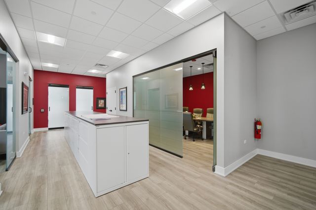 795 Ela Road 110, Lake Zurich, IL 60047