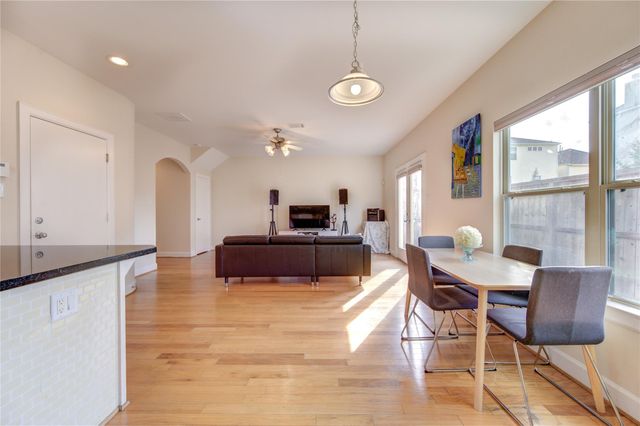 3707 Main Poplar Drive, Houston, TX 77025