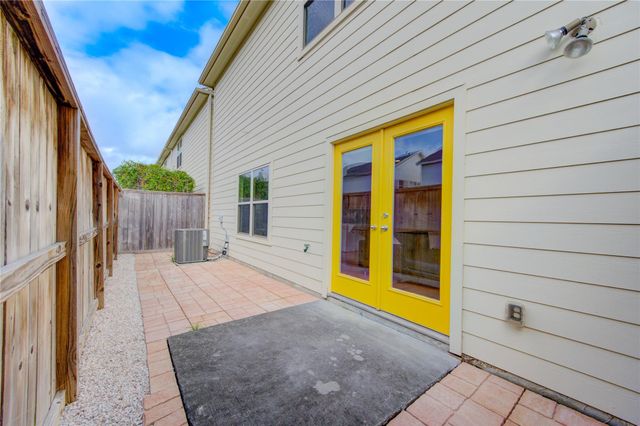 3707 Main Poplar Drive, Houston, TX 77025