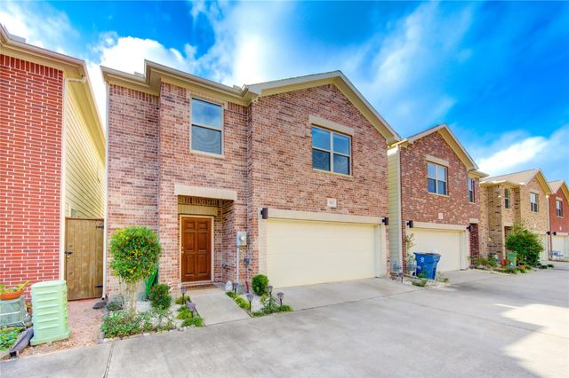 3707 Main Poplar Drive, Houston, TX 77025