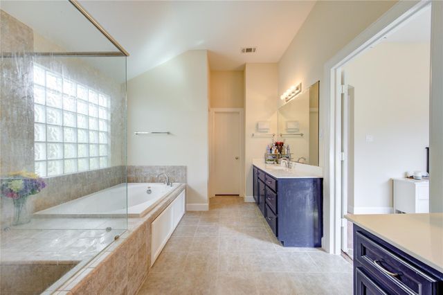 3707 Main Poplar Drive, Houston, TX 77025