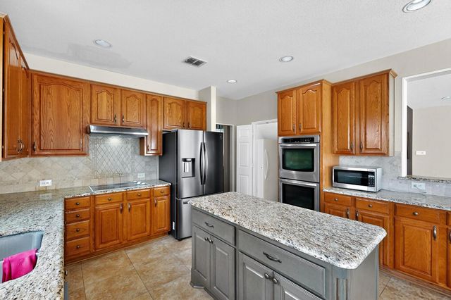 9408 Daly Drive, Plano, TX 75025