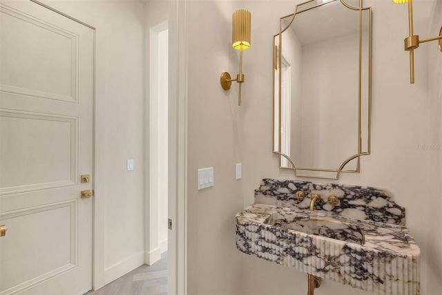 1870 WALKER AVENUE, Winter Park, FL 32789