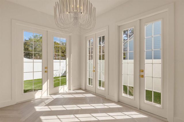 1870 WALKER AVENUE, Winter Park, FL 32789