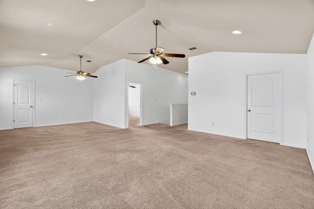 2627 Garlic Creek DR, Buda, TX 78610