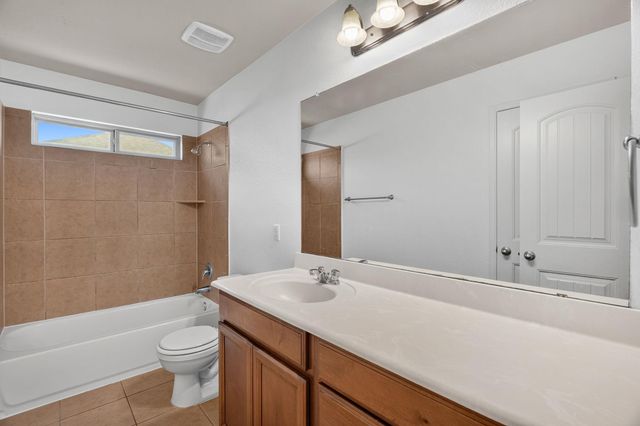 2627 Garlic Creek DR, Buda, TX 78610