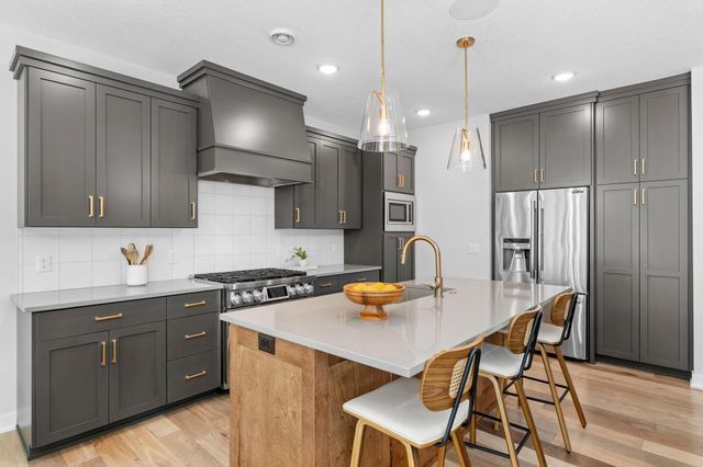 7841 146th Terrace, Savage, MN 55378