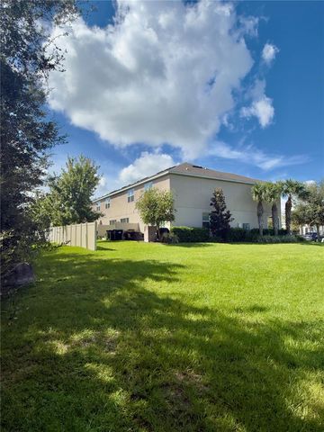 10805 WYNE TREE COURT, Orlando, FL 32824
