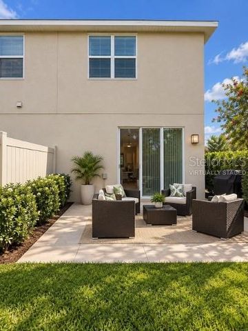 10805 WYNE TREE COURT, Orlando, FL 32824