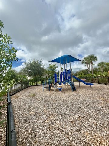 10805 WYNE TREE COURT, Orlando, FL 32824