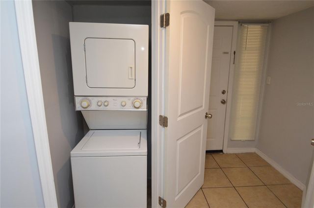 8649 FANCY FINCH DRIVE 103, Tampa, FL 33614