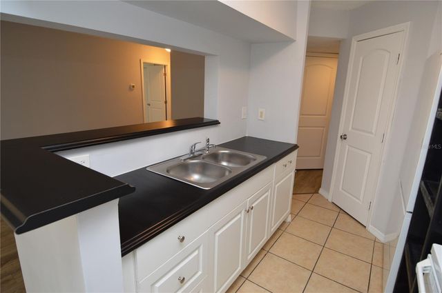 8649 FANCY FINCH DRIVE 103, Tampa, FL 33614