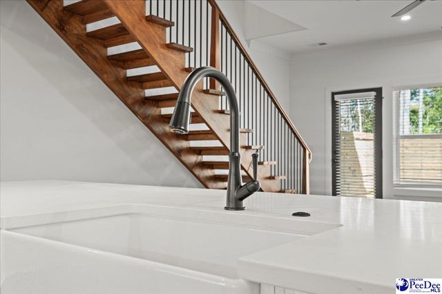 1308 Twleve oaks ln, Florence, SC 29501