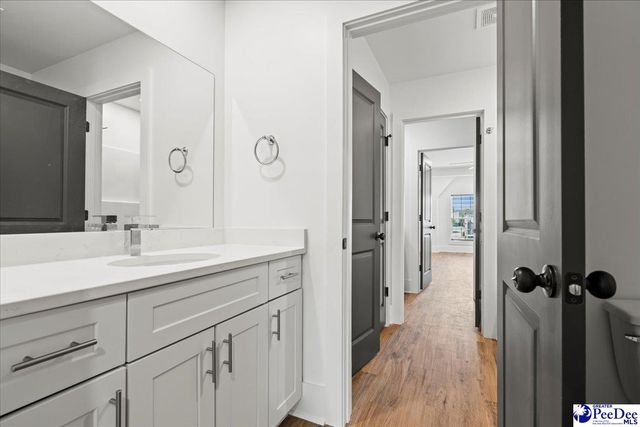 1308 Twleve oaks ln, Florence, SC 29501