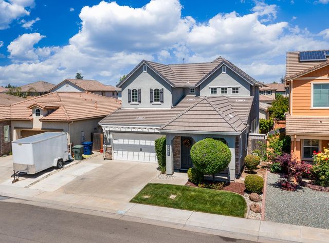 2261 Maverick Ct, Modesto, CA 95355