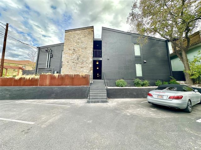 201 Academy DR 104, Austin, TX 78704