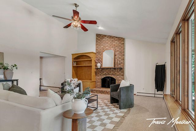 421 Sorrento Drive Se, Gaines Twp, MI 49315