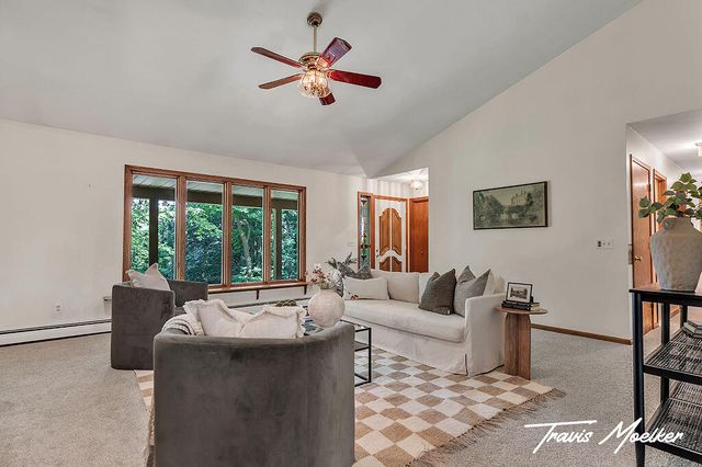 421 Sorrento Drive Se, Gaines Twp, MI 49315