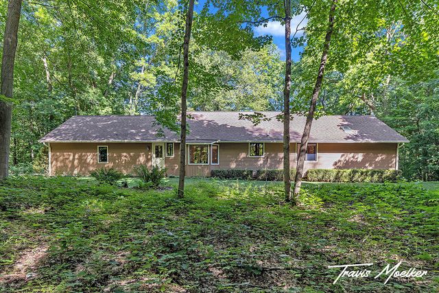 421 Sorrento Drive Se, Gaines Twp, MI 49315