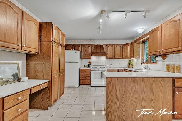 421 Sorrento Drive Se, Gaines Twp, MI 49315