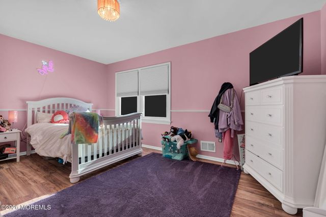 18 Charles Drive, Tinton Falls, NJ 07753