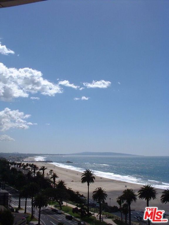 201 Ocean 1101B, Santa Monica, CA 90402