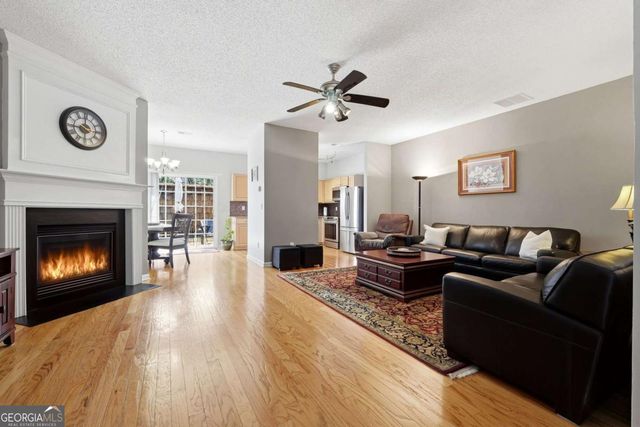 3836 Pleasant Oaks Drive, Lawrenceville, GA 30044