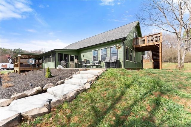 152 Grover Taylor Road, Demorest, GA 30535