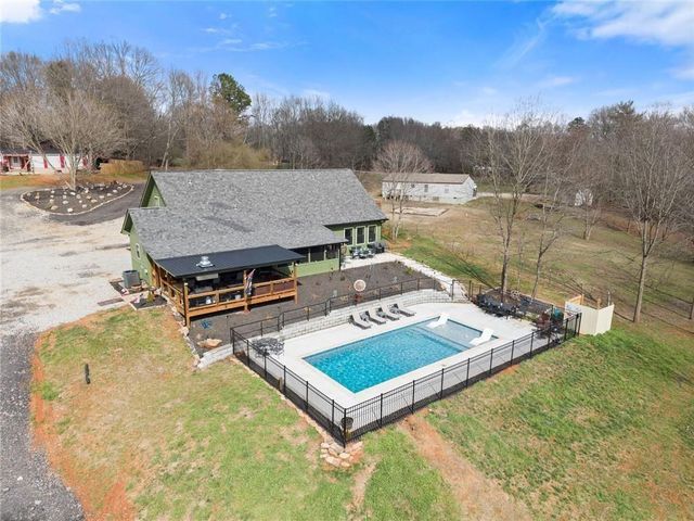 152 Grover Taylor Road, Demorest, GA 30535