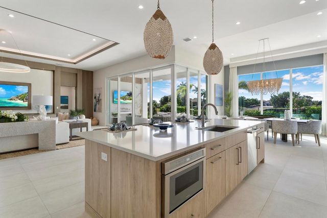 106 SE Via San Marino, Port St. Lucie, Port St Lucie, FL 34984