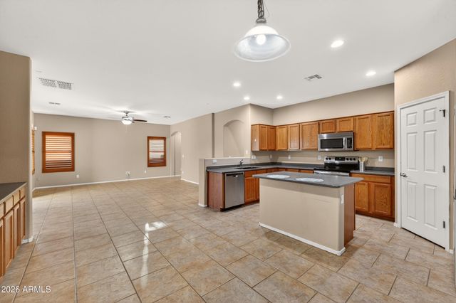 921 W DANA Drive, San Tan Valley, AZ 85143