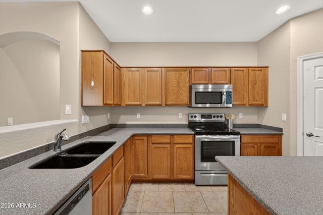 921 W DANA Drive, San Tan Valley, AZ 85143
