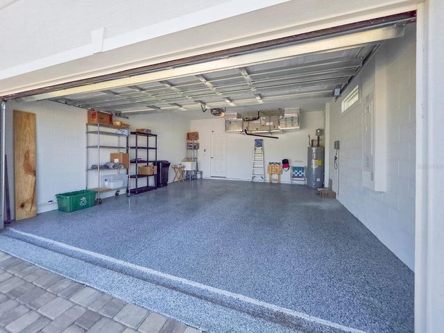 8 LAKELAND WAY, Palm Coast, FL 32137