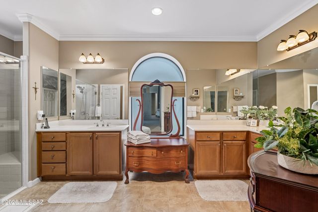 850 N Hale Drive, Green Valley, AZ 85614