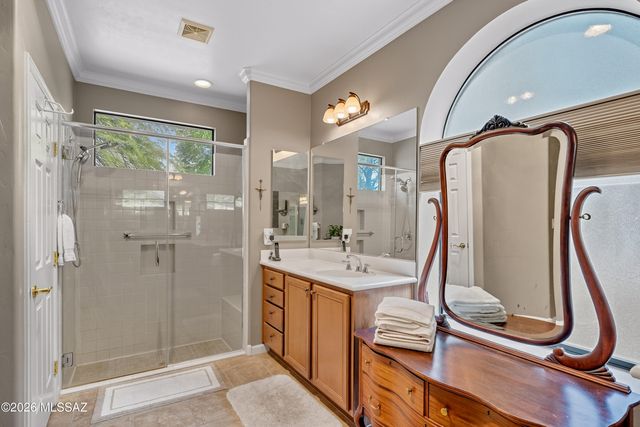 850 N Hale Drive, Green Valley, AZ 85614