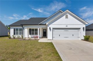 278 Guard Lane, Parkton, NC 28371