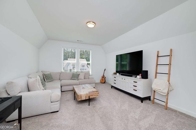 6455 Maddux Path, Cumming, GA 30028